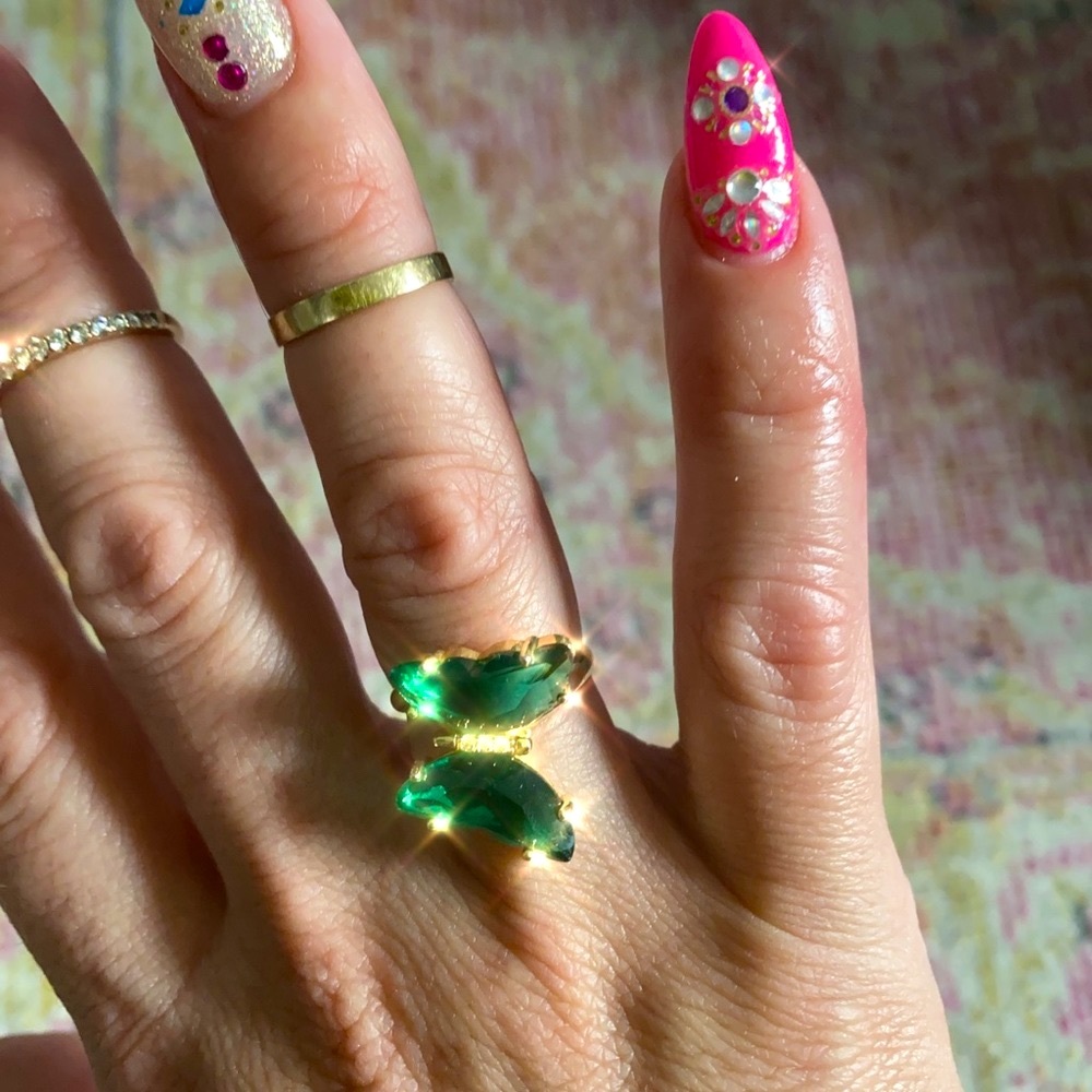 Butterfly 🦋 Ring - Picture 3 of 10